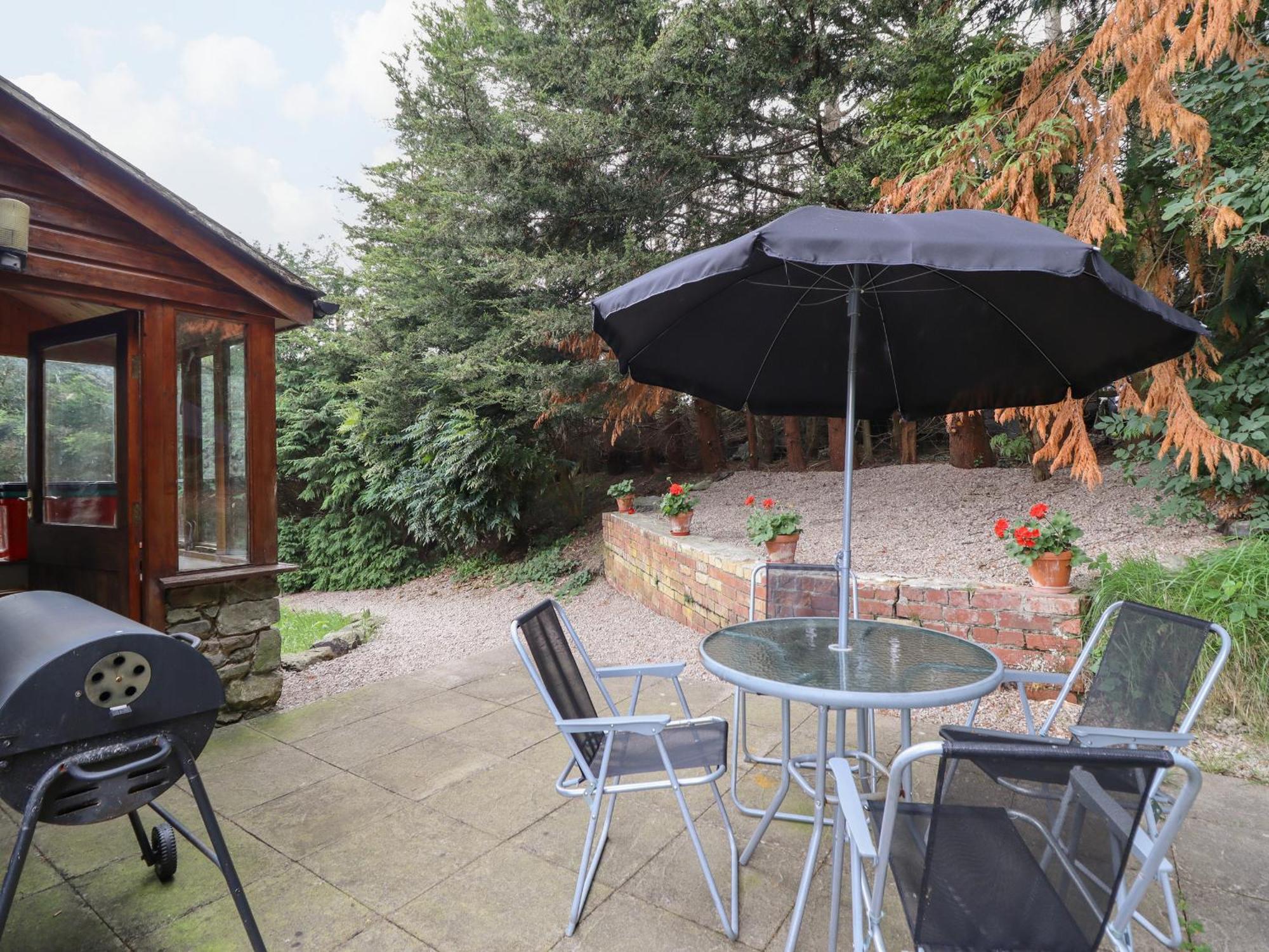 Yr Hen Felin Villa Oswestry Bagian luar foto